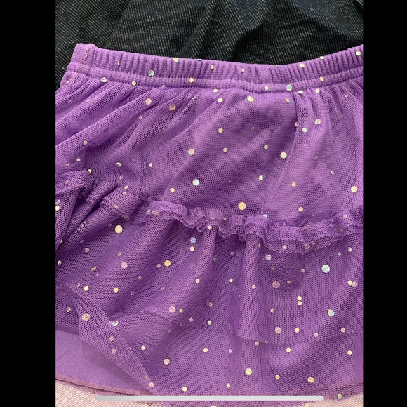 4 lot 2t girl summer skirts - Picture 2 of 5